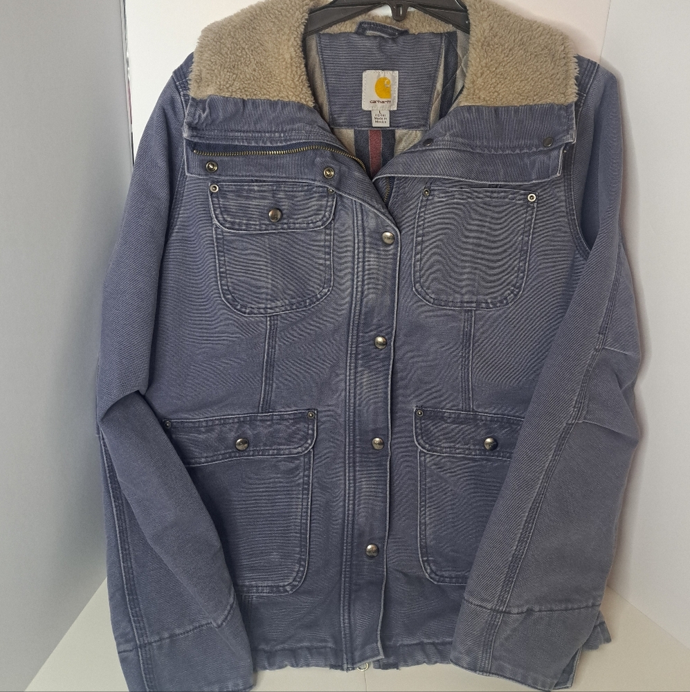 Womens Carhartt coat size Large
